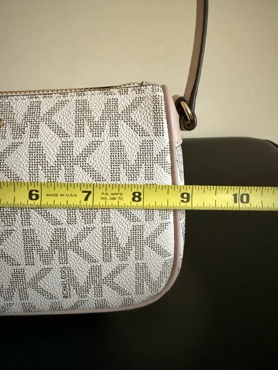 Michael Kors Jet Set Vanilla Soft Pink MK Logo MD Pouchette Shoulder Purse New - Picture 10 of 14
